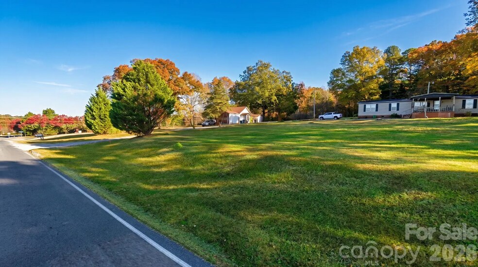 125 Plyler Rd, Indian Trail, NC à vendre - Photo de l’immeuble – Image 3 sur 10