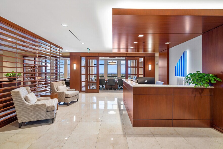 225 NE Mizner Blvd, Boca Raton, FL à louer - Photo intérieure – Image 3 sur 14