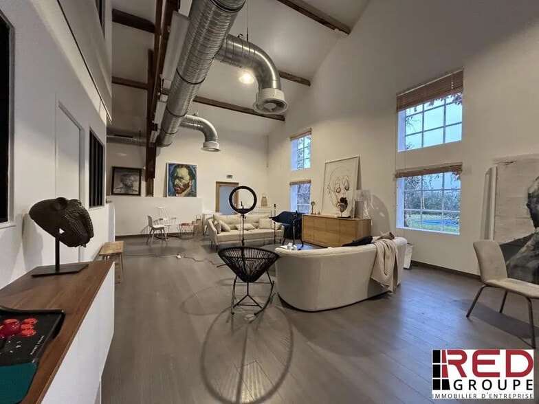 Bureau dans Aix-en-Provence à louer - Photo intérieure – Image 1 sur 6