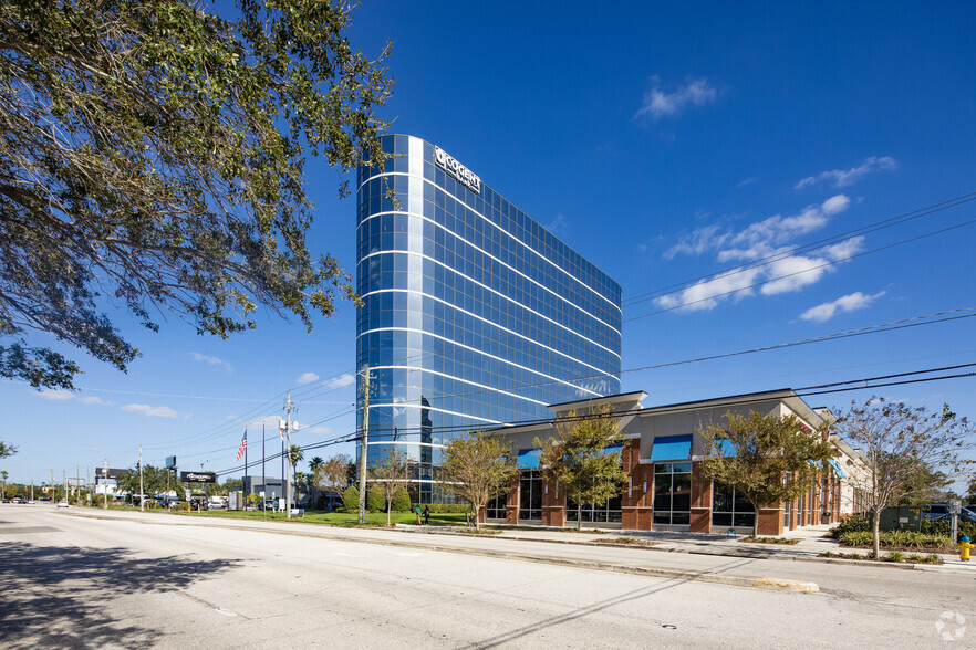 1715 N Westshore Blvd, Tampa, FL à louer - Photo principale – Image 1 sur 4