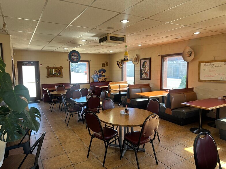 308 Avenue A, Wilder, ID à vendre - Photo de l’immeuble – Image 3 sur 7