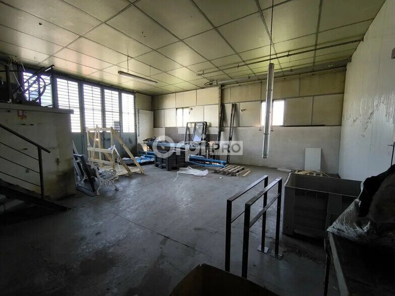 Industriel/Logistique dans Brive-la-Gaillarde à louer - Photo de l’immeuble – Image 1 sur 1