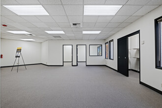 4002-4014 148th Ave NE, Redmond, WA à louer Photo intérieure– Image 2 sur 18