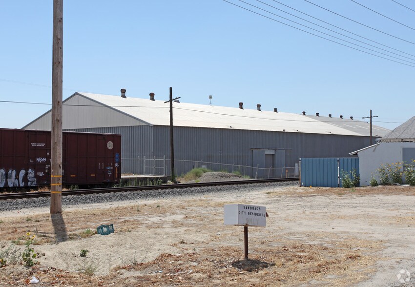 901 Packers St, Atwater, CA à vendre - Photo de l’immeuble – Image 2 sur 5