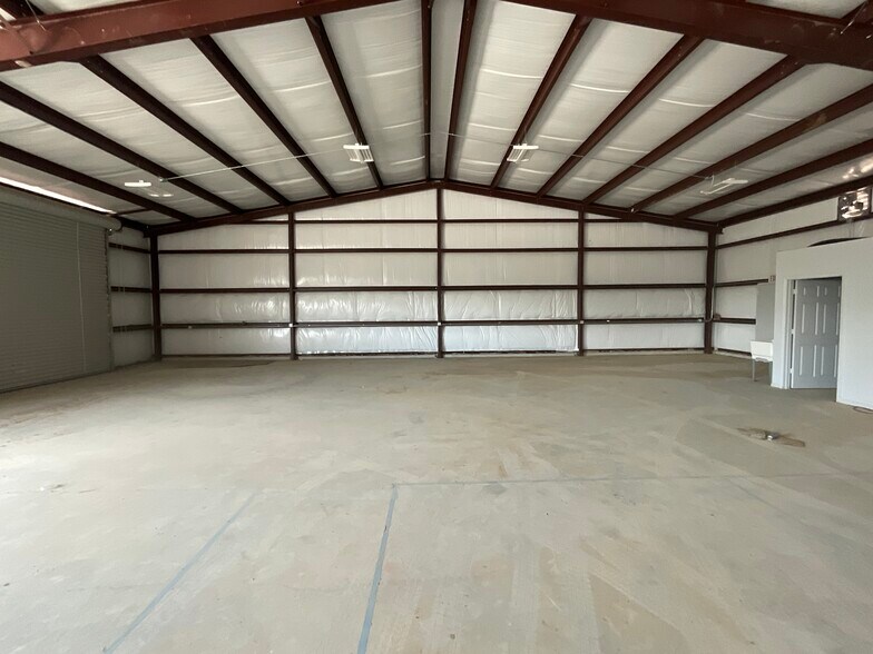 6125 Willard Rd, Fort Worth, TX à louer - Photo de l’immeuble – Image 3 sur 7