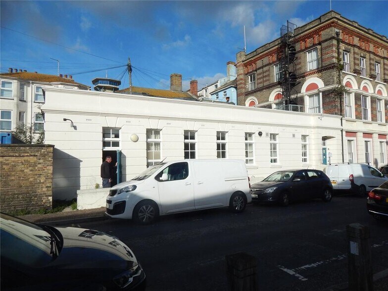 25 Marine Parade, Great Yarmouth à louer - Photo de l’immeuble – Image 2 sur 4