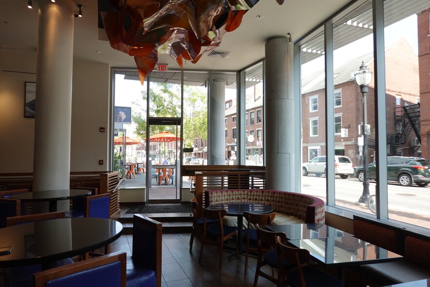 431 Fore St, Portland, ME à louer - Photo intérieure – Image 2 sur 5