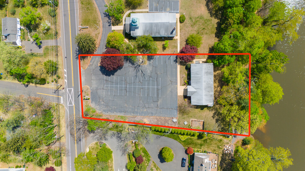 62 Hance Ave, Tinton Falls, NJ à louer - Photo de l’immeuble – Image 3 sur 20