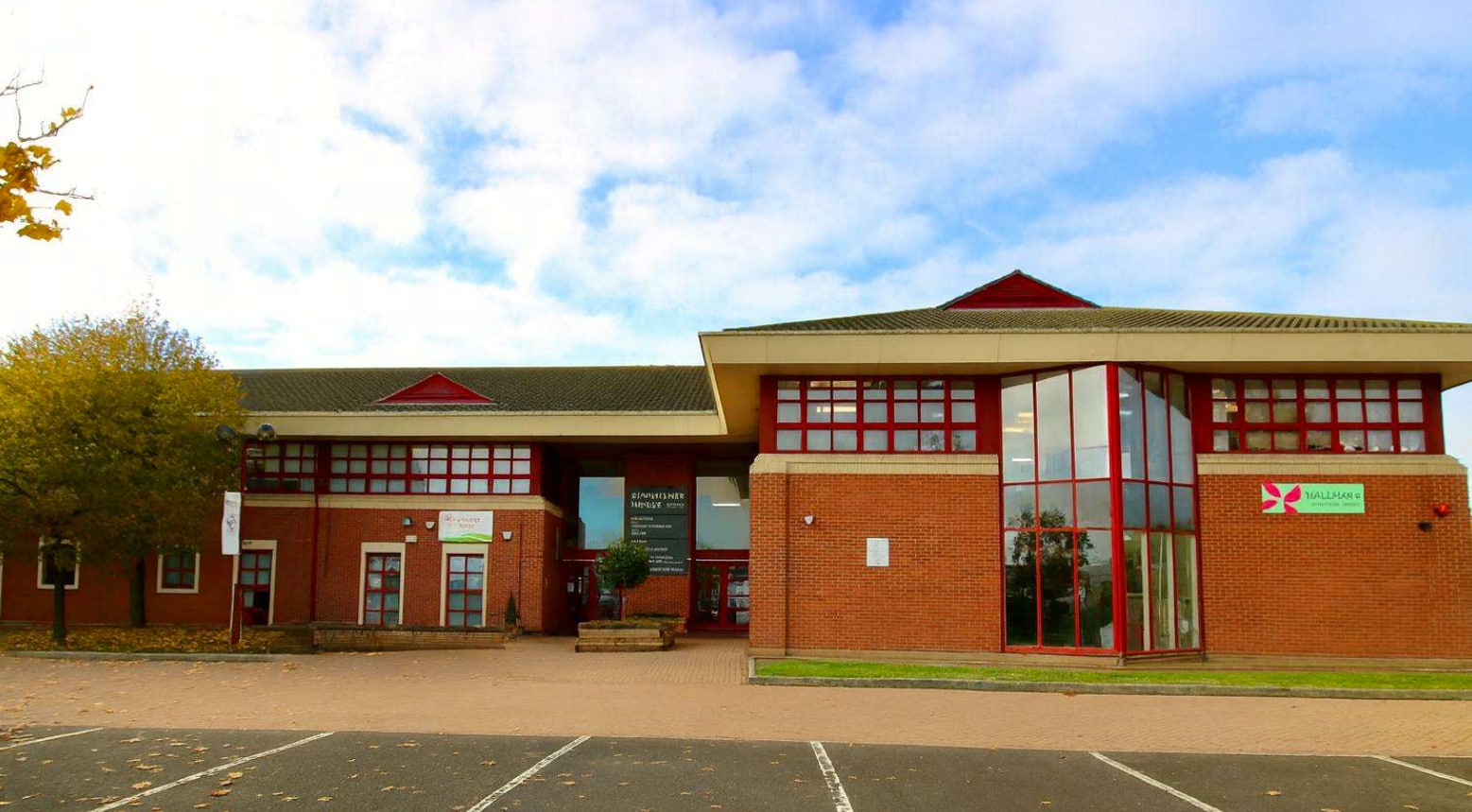 2 Woodbrook Cres, Billericay à louer Photo principale– Image 1 sur 5