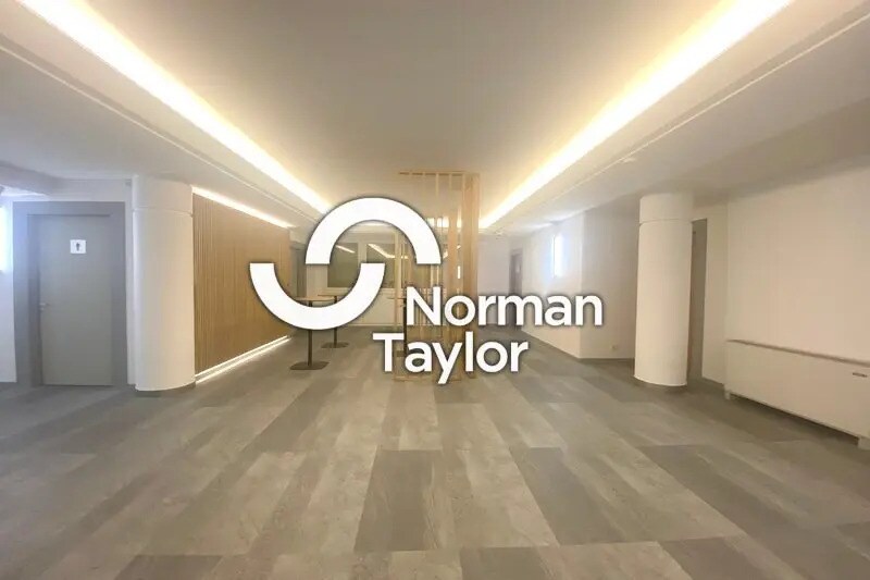 Bureau dans Montpellier à louer - Photo de l’immeuble – Image 3 sur 5