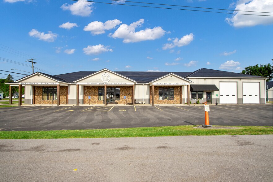 13394 Broadway St, Alden, NY à vendre - Photo de l’immeuble – Image 2 sur 37