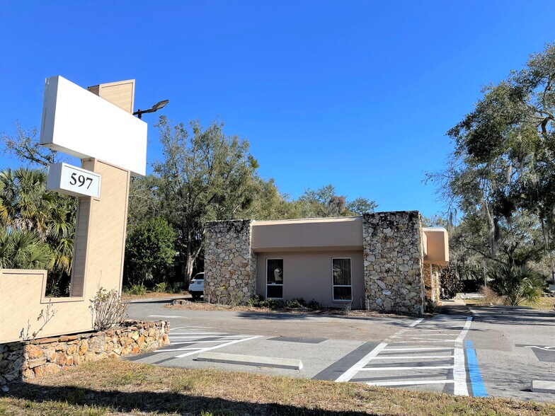 597 Maitland Ave, Altamonte Springs, FL à louer - Photo de l’immeuble – Image 3 sur 7