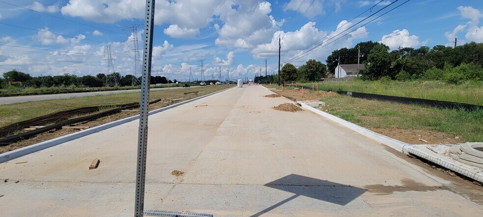 2200 Bayport, Seabrook, TX à vendre - Photo de l’immeuble – Image 2 sur 4