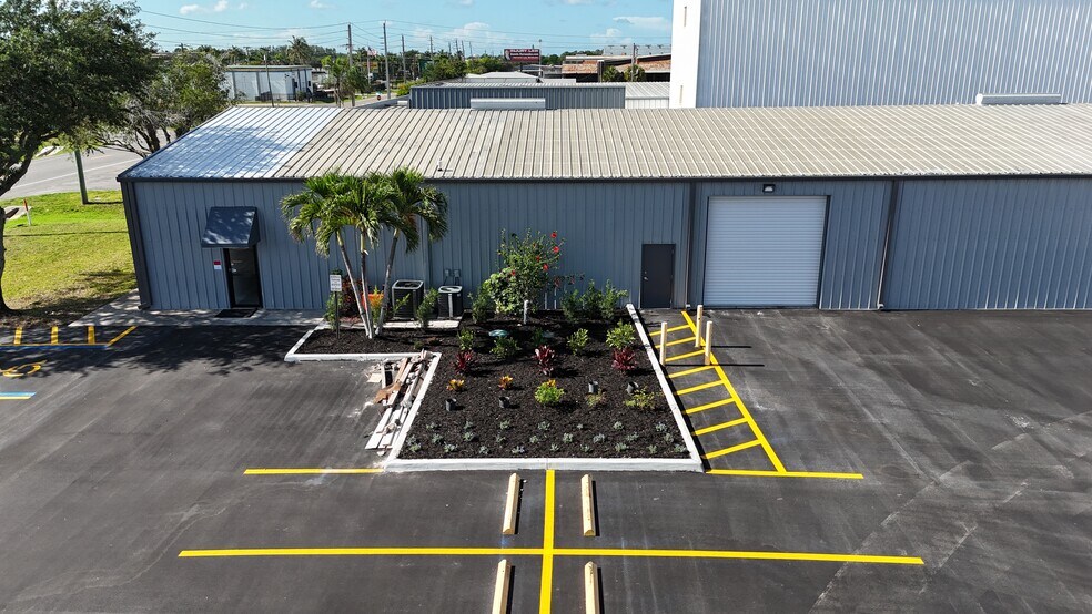 3150 Metro Pky, Fort Myers, FL à louer - Aérien – Image 1 sur 16