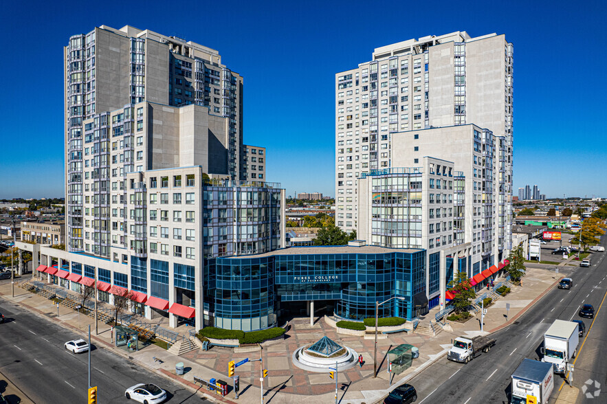 1450-1470 Midland Ave, Toronto, ON à louer - Photo principale – Image 1 sur 6