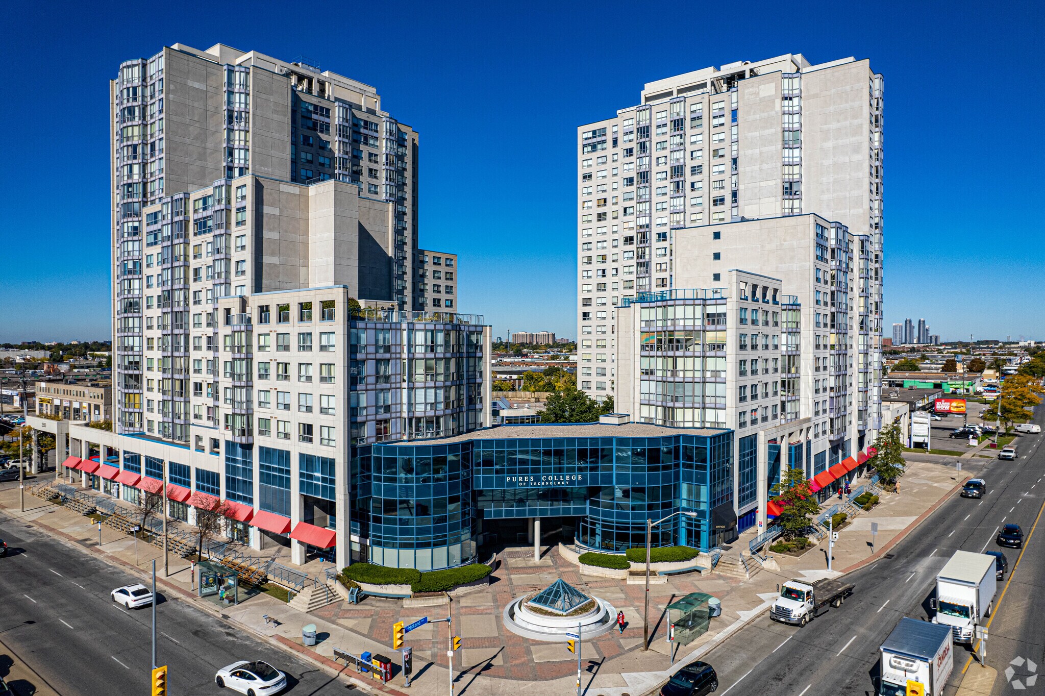1450-1470 Midland Ave, Toronto, ON à louer Photo principale– Image 1 sur 7