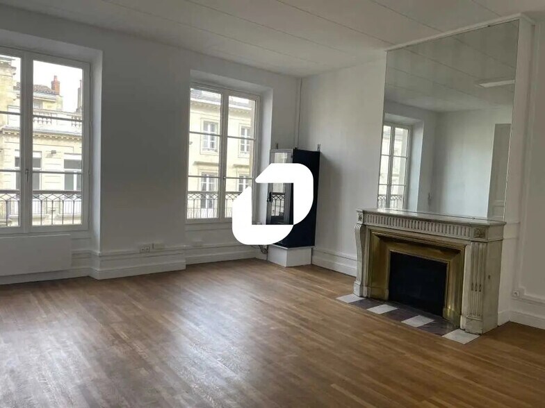 Bureau dans Bordeaux à louer - Photo de l’immeuble – Image 3 sur 14