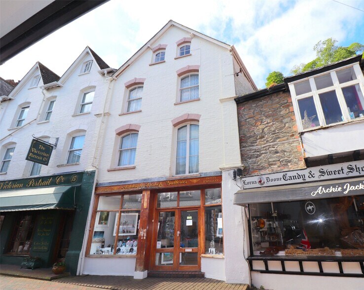 13 Lynmouth St, Lynmouth à vendre - Photo principale – Image 1 sur 6