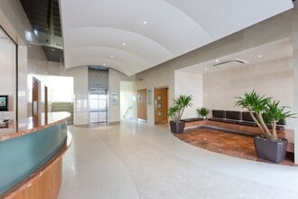 27-37 St. Georges Rd, Londres à louer Photo intérieure– Image 1 sur 5