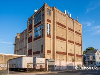 Plus de détails pour 22 Mercer St, Paterson, NJ - Industriel/Logistique à vendre