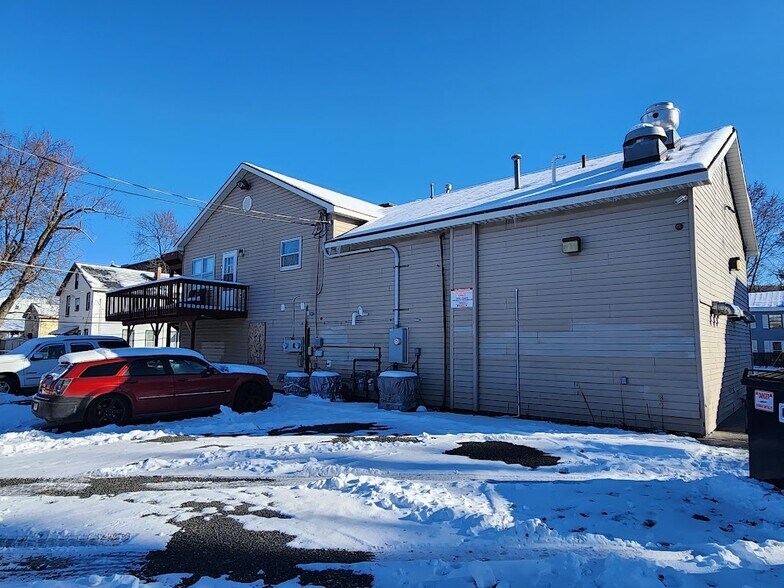 719 Second Ave, Troy, NY à vendre - Photo de l’immeuble – Image 3 sur 5