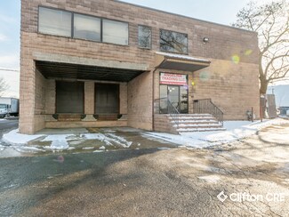 Plus de détails pour 231 Clifton Blvd, Clifton, NJ - Industriel/Logistique à louer