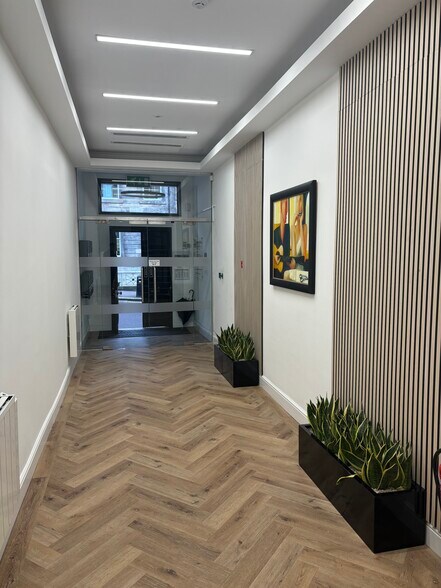 185 St Vincent St, Glasgow à louer - Photo de l’immeuble – Image 3 sur 7