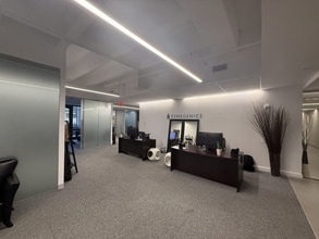 725 Fifth Ave, New York, NY à louer Photo intérieure– Image 1 sur 6