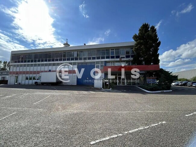 Plus de détails pour Bureau, Industriel/Logistique à louer