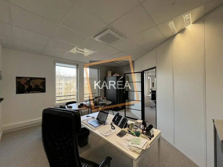 Bureau dans Chessy à louer - Photo de l’immeuble – Image 2 sur 5