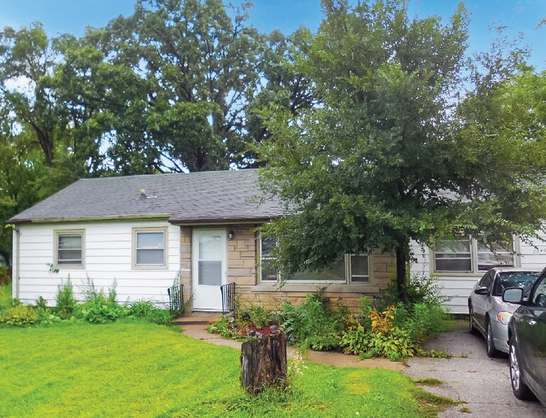 7 Unit NWI Portfolio portefeuille de 6 biens à vendre sur LoopNet.fr - Photo de l’immeuble – Image 2 sur 6