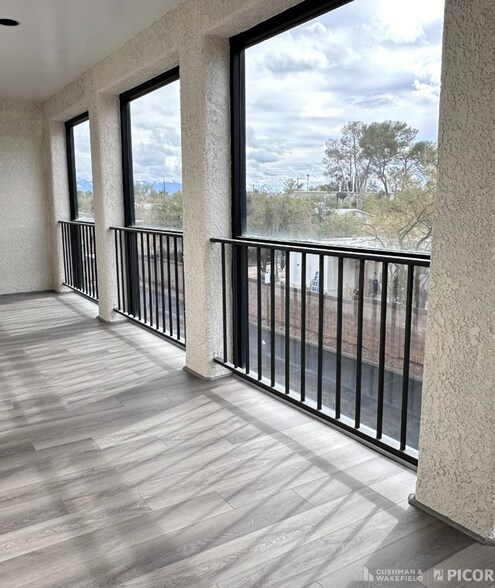 3438 N Country Club Rd, Tucson, AZ à louer - Photo de l’immeuble – Image 2 sur 6