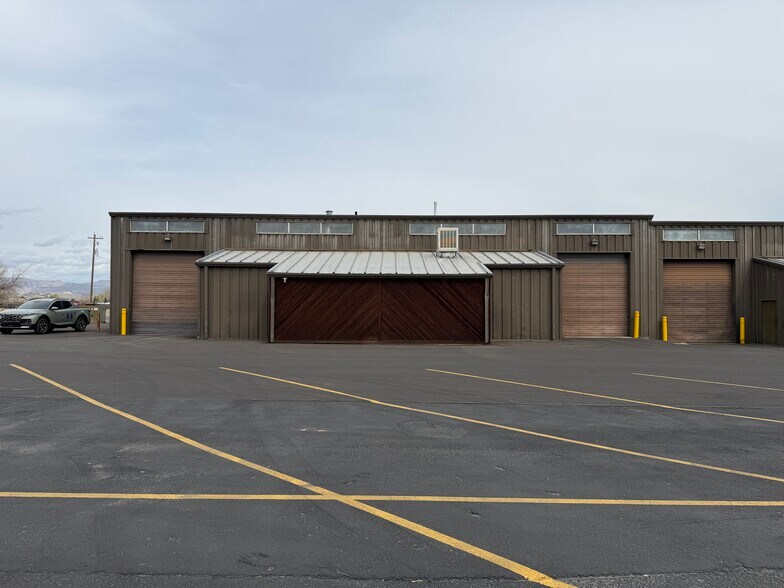 1001 450 S, Vernal, UT à vendre - Photo principale – Image 1 sur 26