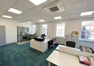 26 Market Sq, Westerham à louer Photo intérieure– Image 1 sur 5