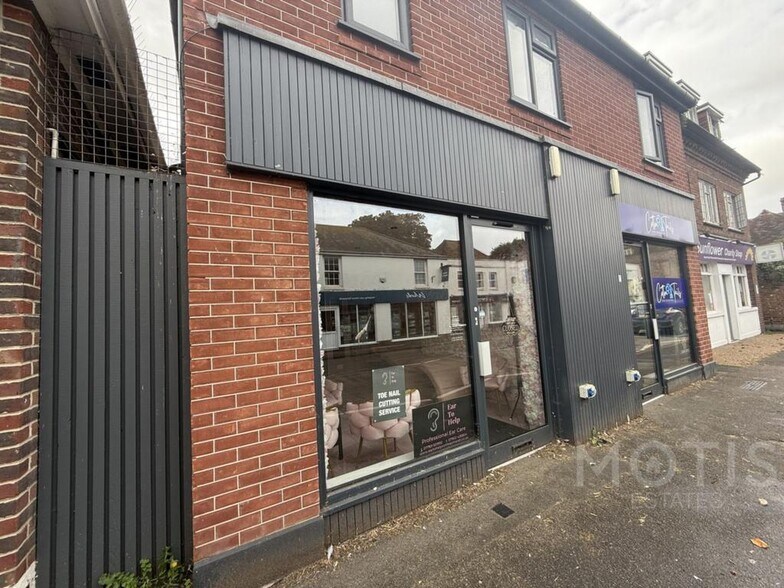 51-51A High St, New Romney à louer - Photo de l’immeuble – Image 2 sur 9