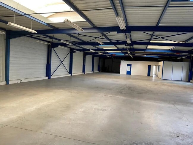 Plus de détails pour Industriel/Logistique à vendre