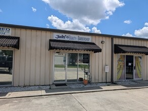 1825 Plum St, Valdosta, GA à louer Photo de l’immeuble– Image 1 sur 6