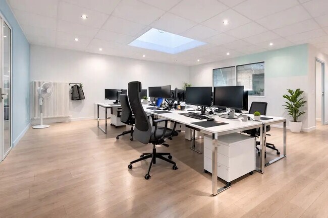 Plus de détails pour 212 Rue Lecourbe, Paris - Logement à vendre