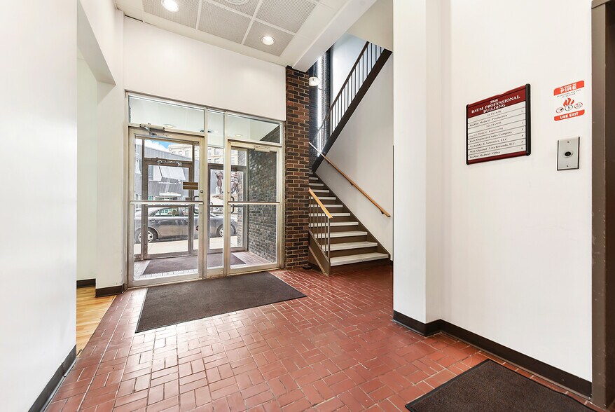 5938-5948 Baum Blvd, Pittsburgh, PA à louer - Hall d’entrée – Image 3 sur 23