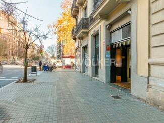 Plus de détails pour Local commercial à louer