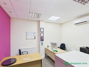 Dawson Rd, Milton Keynes à louer Photo intérieure– Image 2 sur 5