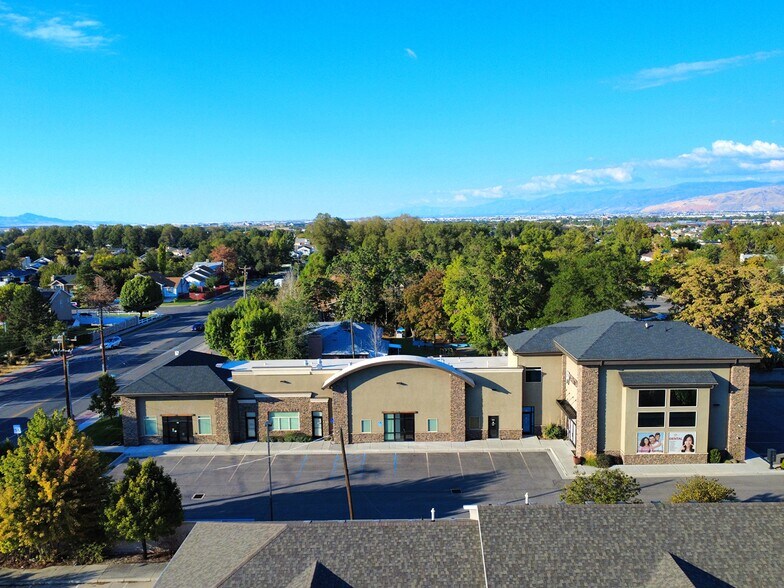 4071 S 4000 W, Salt Lake City, UT à louer - Photo de l’immeuble – Image 3 sur 4