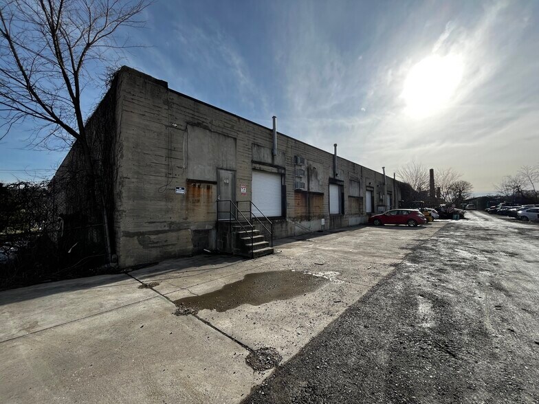 2052 West Virginia Ave NE, Washington, DC à vendre - Photo de l’immeuble – Image 3 sur 13
