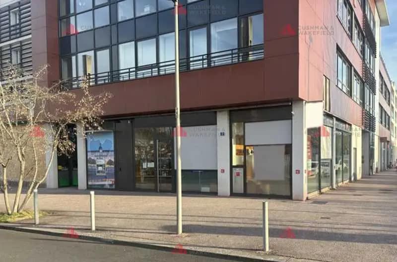 Bureau dans Chalon-sur-Saône à louer - Photo de l’immeuble – Image 1 sur 4
