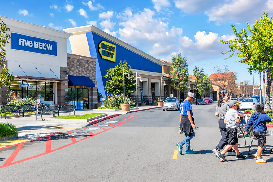 3801-4097 Grand Ave, Chino, CA à vendre - Photo de l’immeuble – Image 3 sur 10