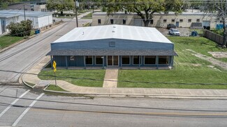 Plus de détails pour 1118 Smith St, Waller, TX - Local d’activités à vendre