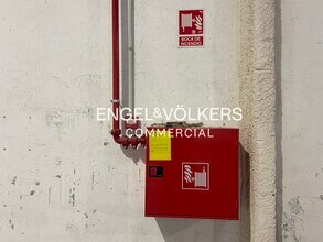 Industriel/Logistique dans L'Hospitalet de Llobregat, Barcelona à louer Photo intérieure– Image 2 sur 17