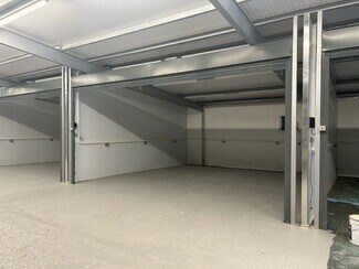 Plus de détails pour Green Ln, Chessington - Local d'activités à louer