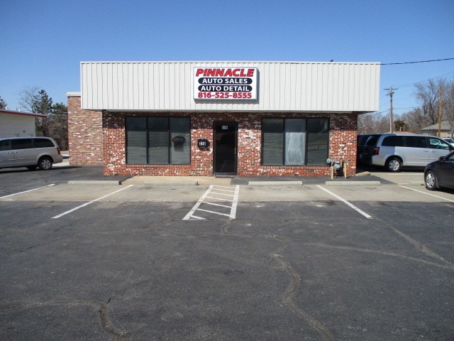 516 SW 3rd St, Lee's Summit, MO à vendre Photo de l’immeuble– Image 1 sur 6