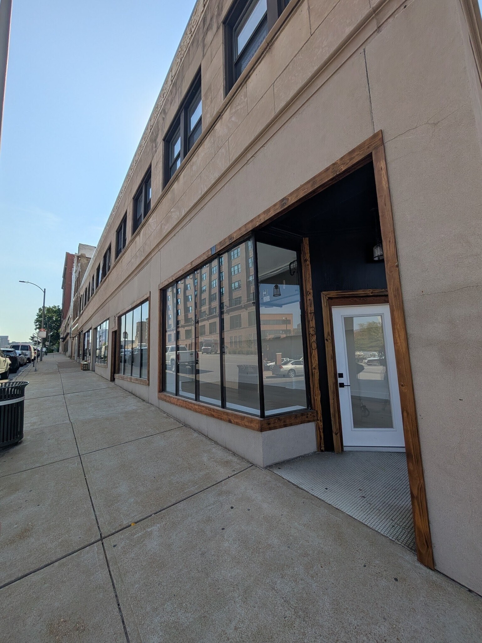 1722-1730 Olive St, Saint Louis, MO à louer Photo de l’immeuble– Image 1 sur 5
